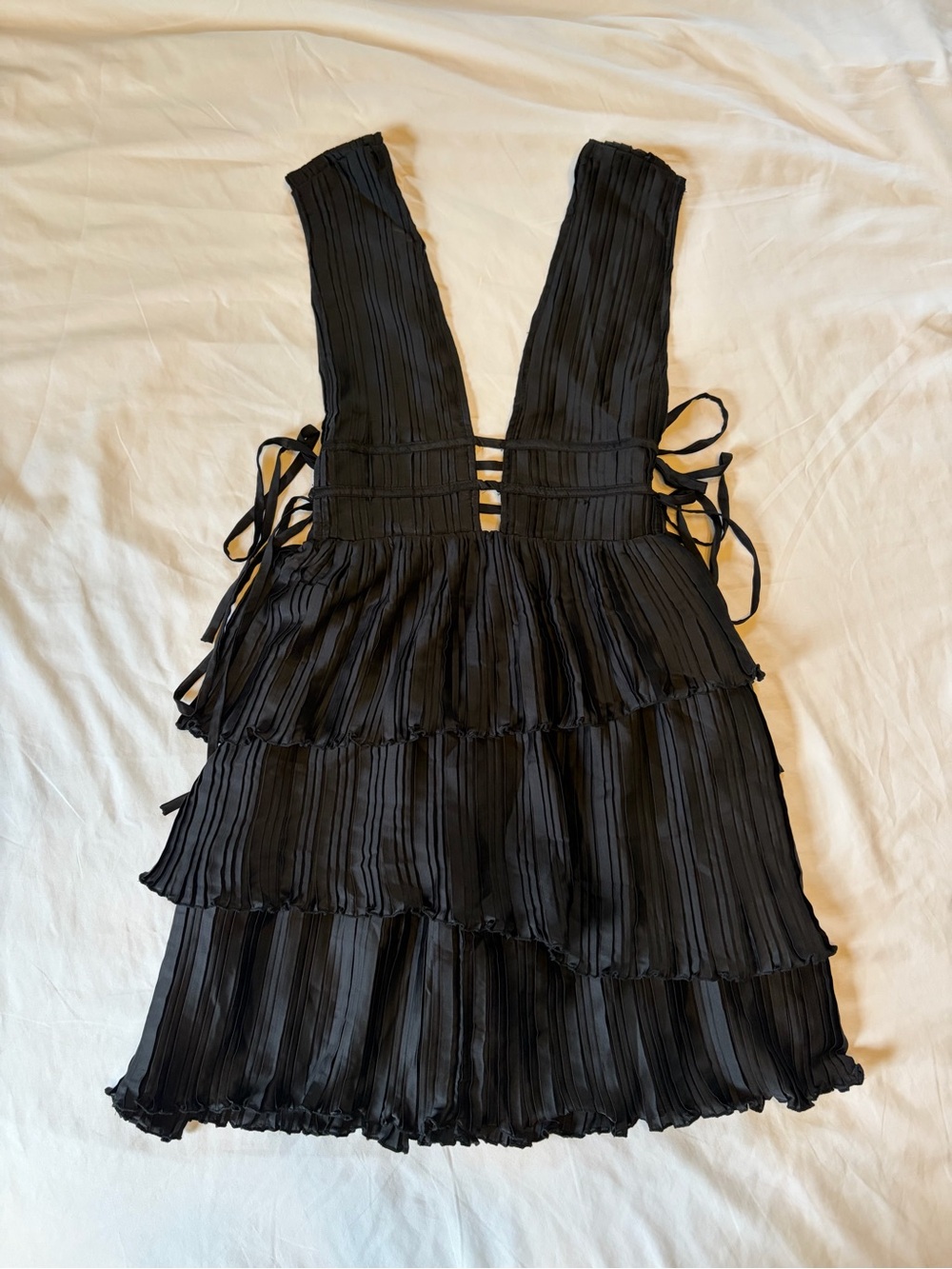 Rococo Sand Black Pleated Tiered V-Neck Mini Dress